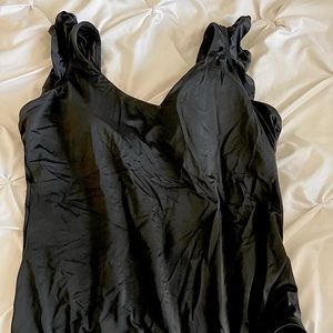 Time and Tru 2X (20W-22W) Black Ruffle Swimsuit